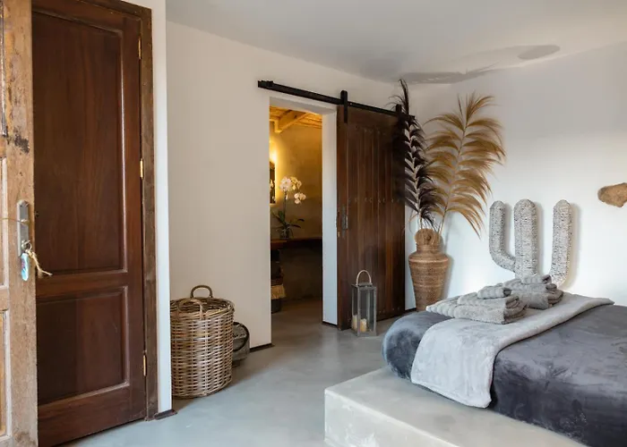 Luz プエルト・デル・ロサリオ